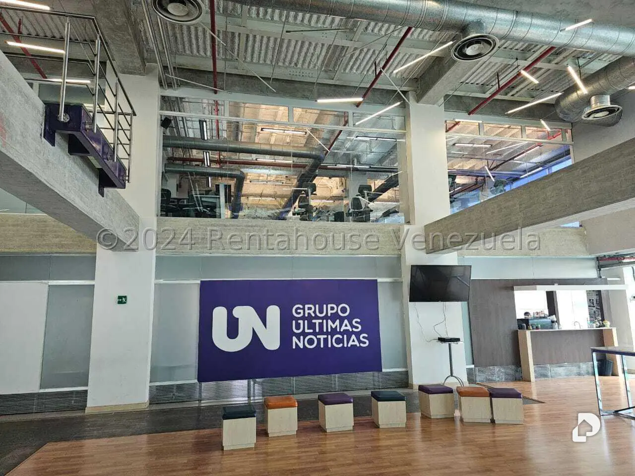 Office in La Urbina, Caracas – 27