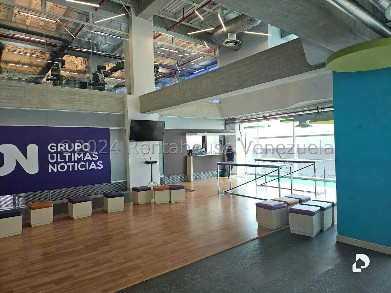 Office in La Urbina, Caracas – 28