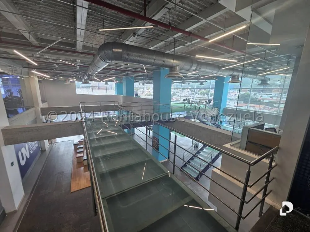 Office in La Urbina, Caracas – 19