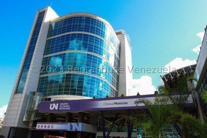 Oficina en La Urbina, Caracas - 1
