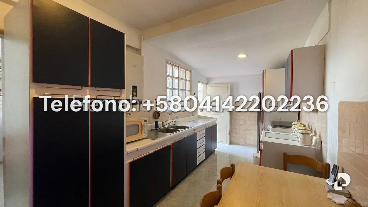 Casa en Prados del Este, Caracas – 13