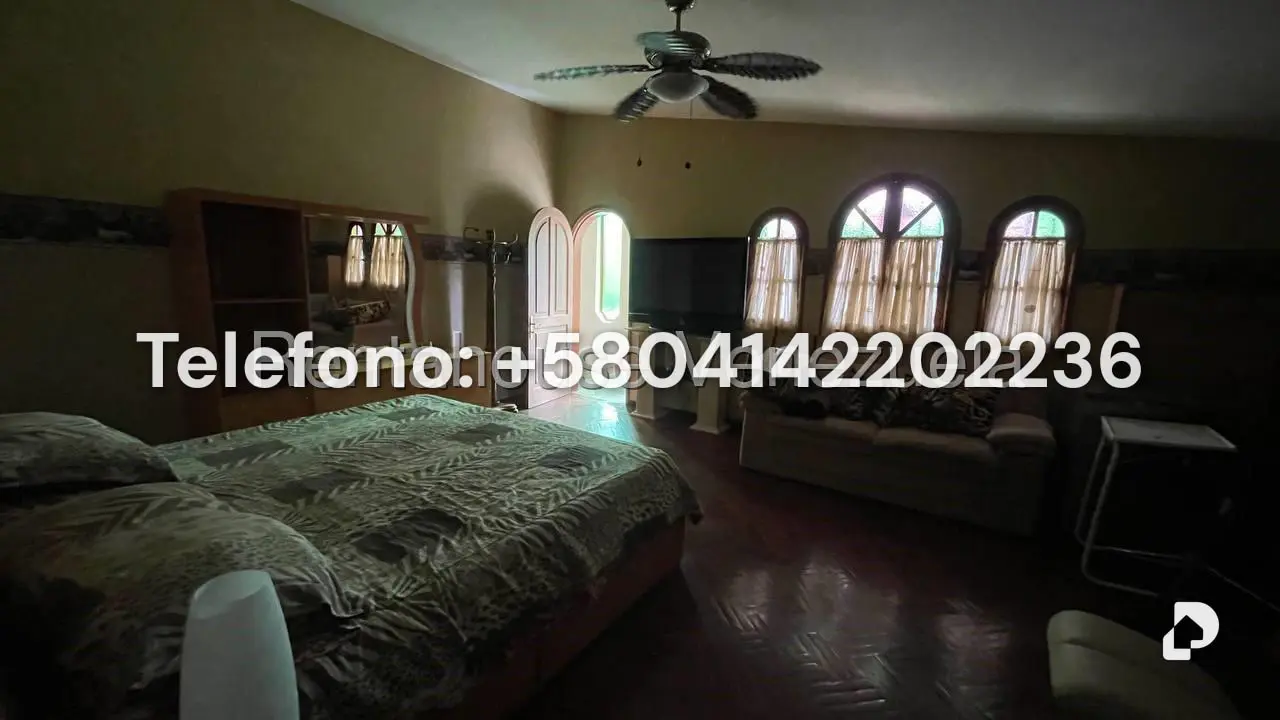 Casa en Prados del Este, Caracas – 16