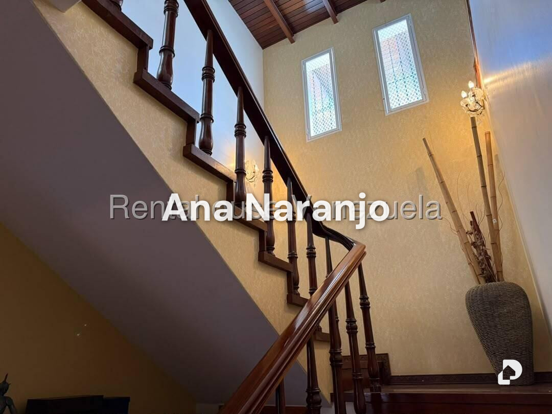 Casa en Santa Paula, Caracas – 29