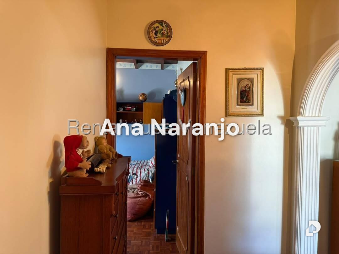 Casa en Santa Paula, Caracas – 33
