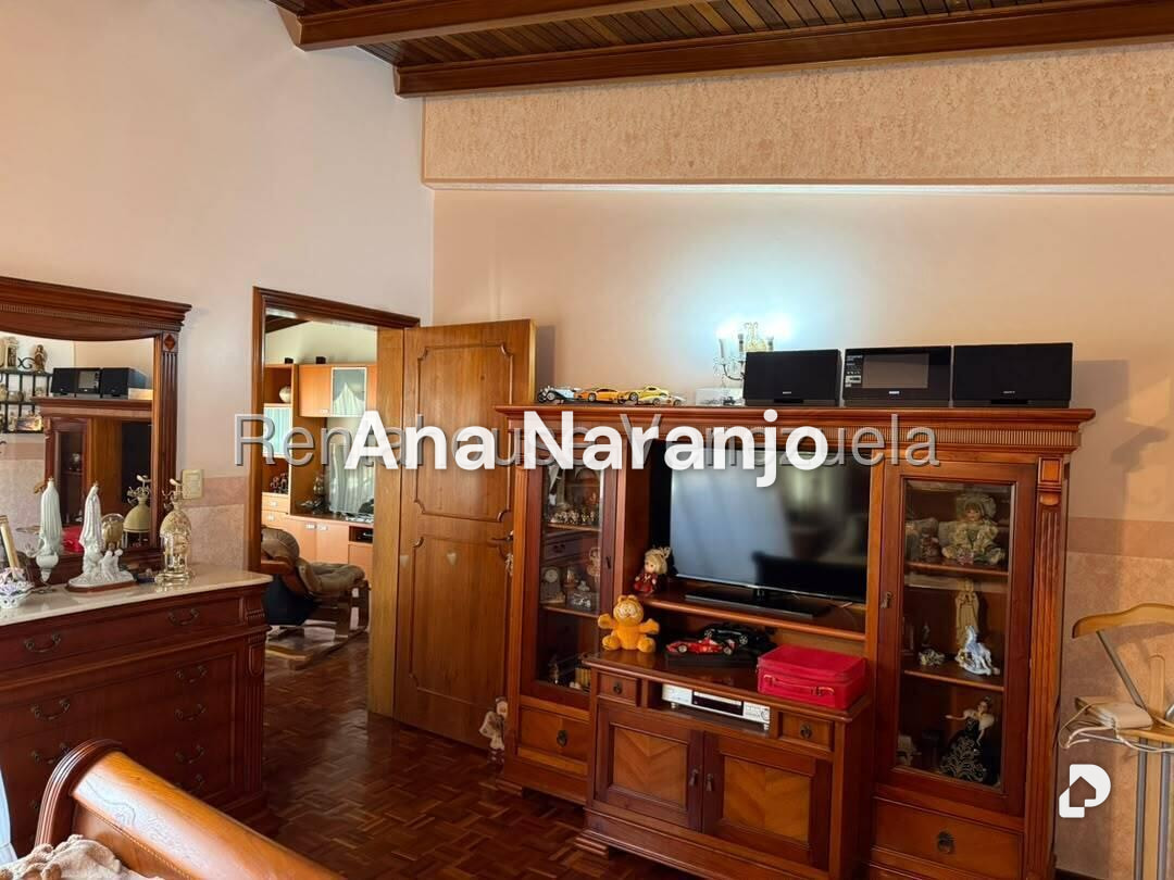 Casa en Santa Paula, Caracas – 38