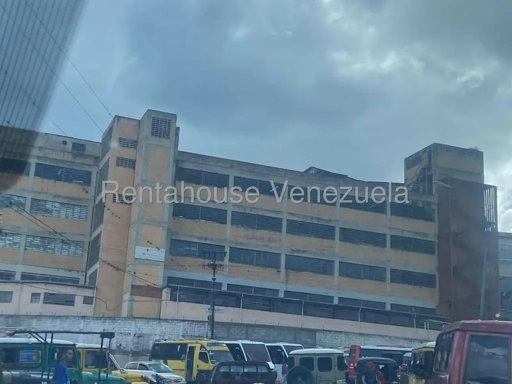 Galpón en Ruiz Pineda, Caracas - 1