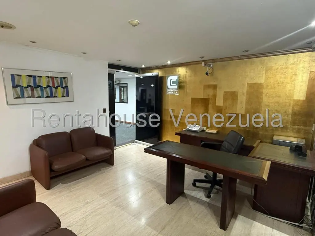 Office in Altamira, Caracas - 1