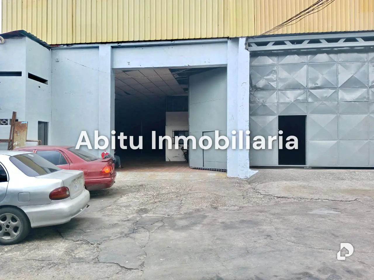 Warehouse in Catia, Caracas – 1