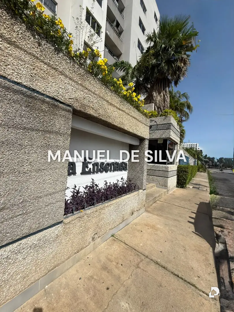 Apartamento en Casco Central, Lechería – 12