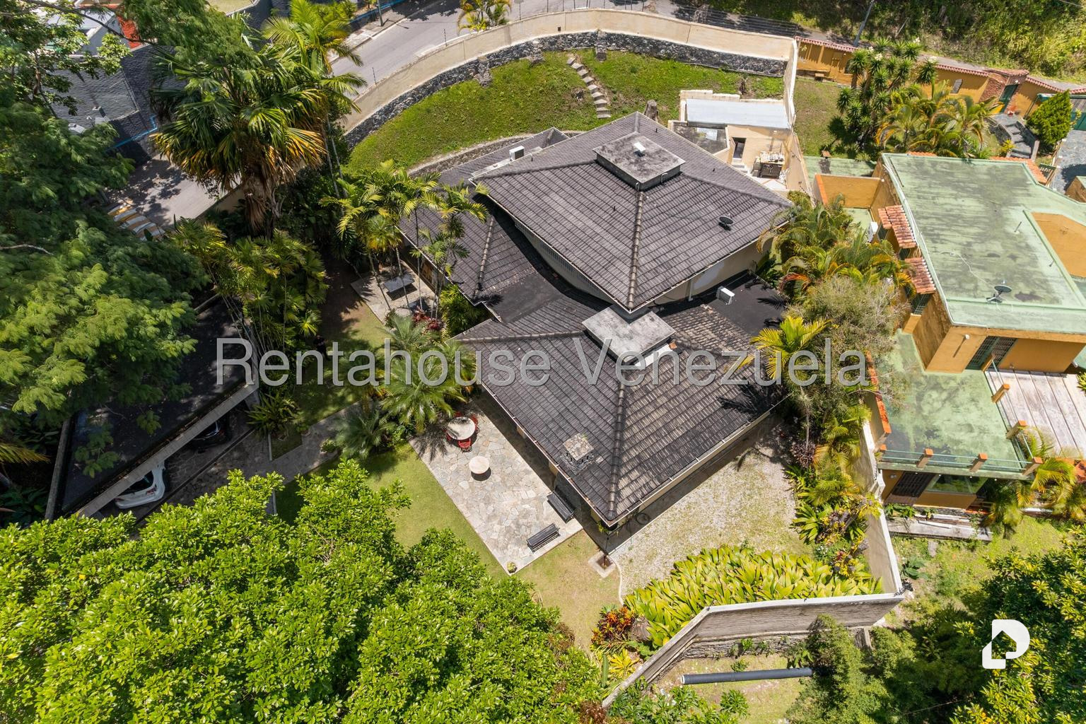 Casa en Los Geranios, Caracas – 6