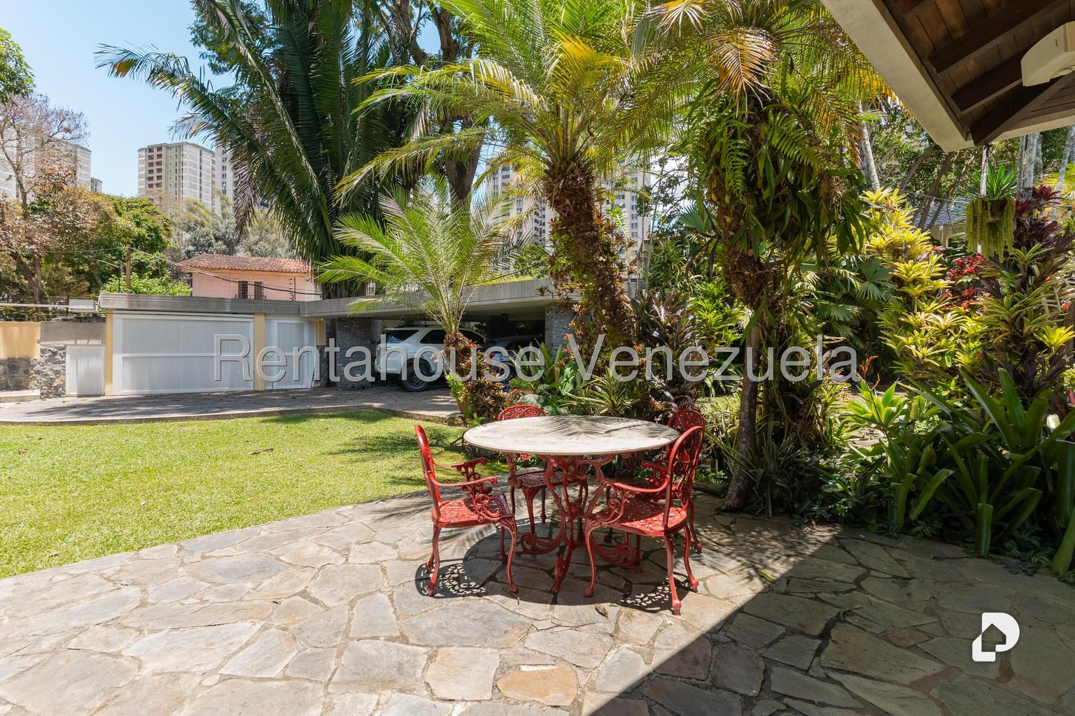 Casa en Los Geranios, Caracas – 13