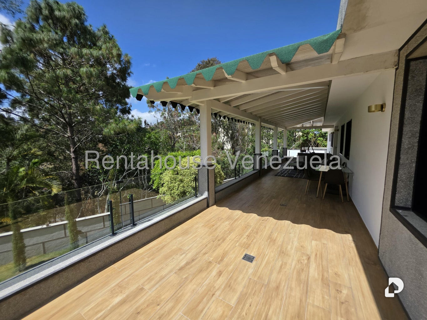 Casa en Los Naranjos (del Cafetal), Caracas – 26