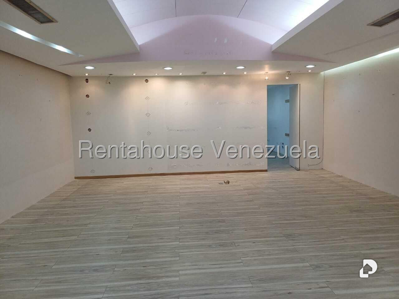 Local comercial en Las Mercedes, Caracas – 4