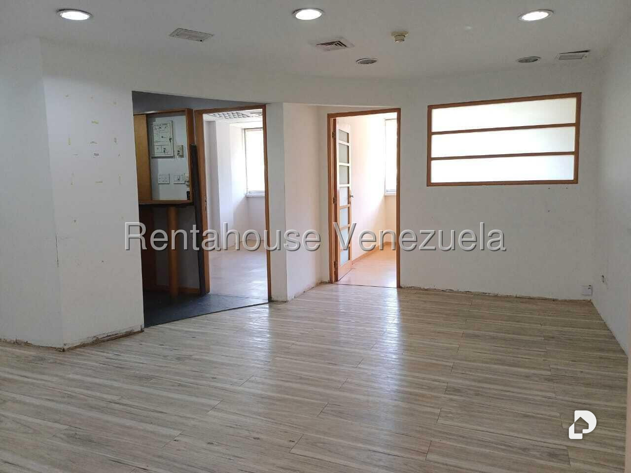 Local comercial en Las Mercedes, Caracas – 14