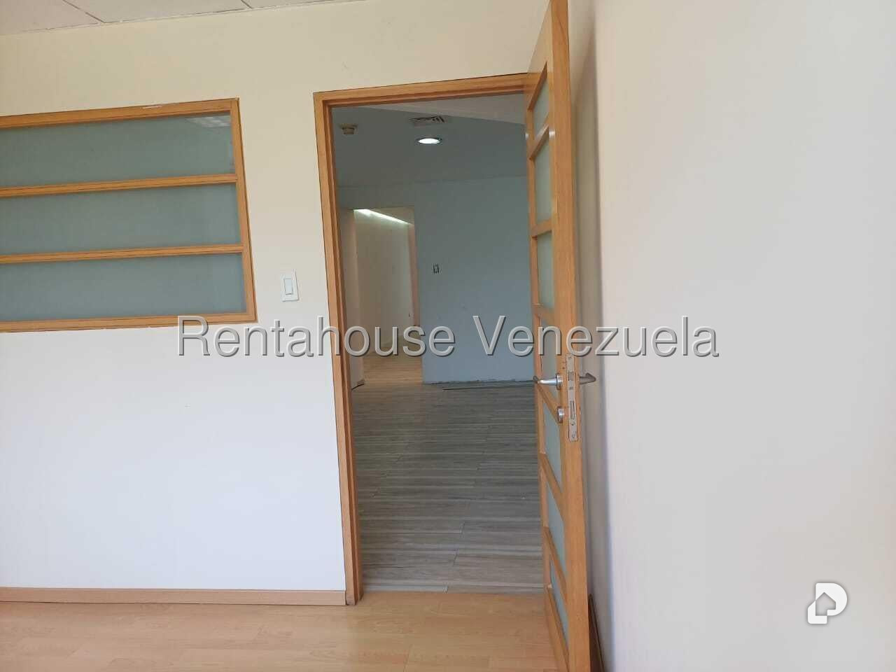 Local comercial en Las Mercedes, Caracas – 8