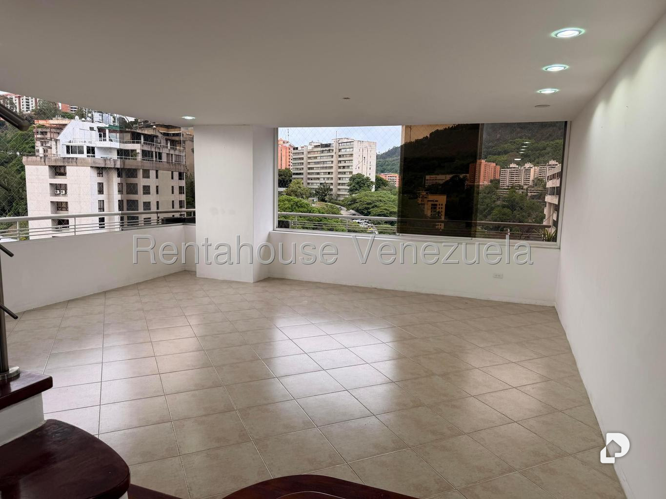 Penthouse en Las Esmeraldas, Caracas