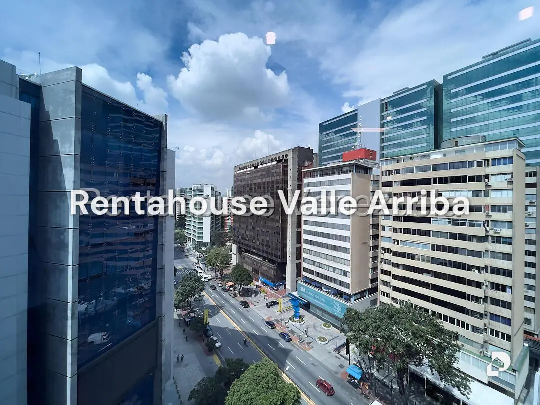 Oficina en El Rosal, Caracas – 28