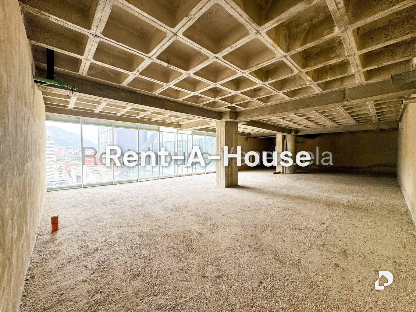 Oficina en La Castellana, Caracas – 16