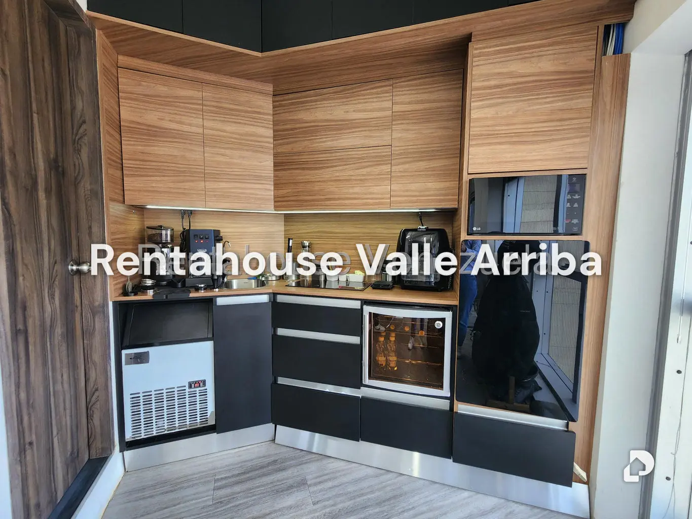 Local comercial en El Rosal, Caracas – 8
