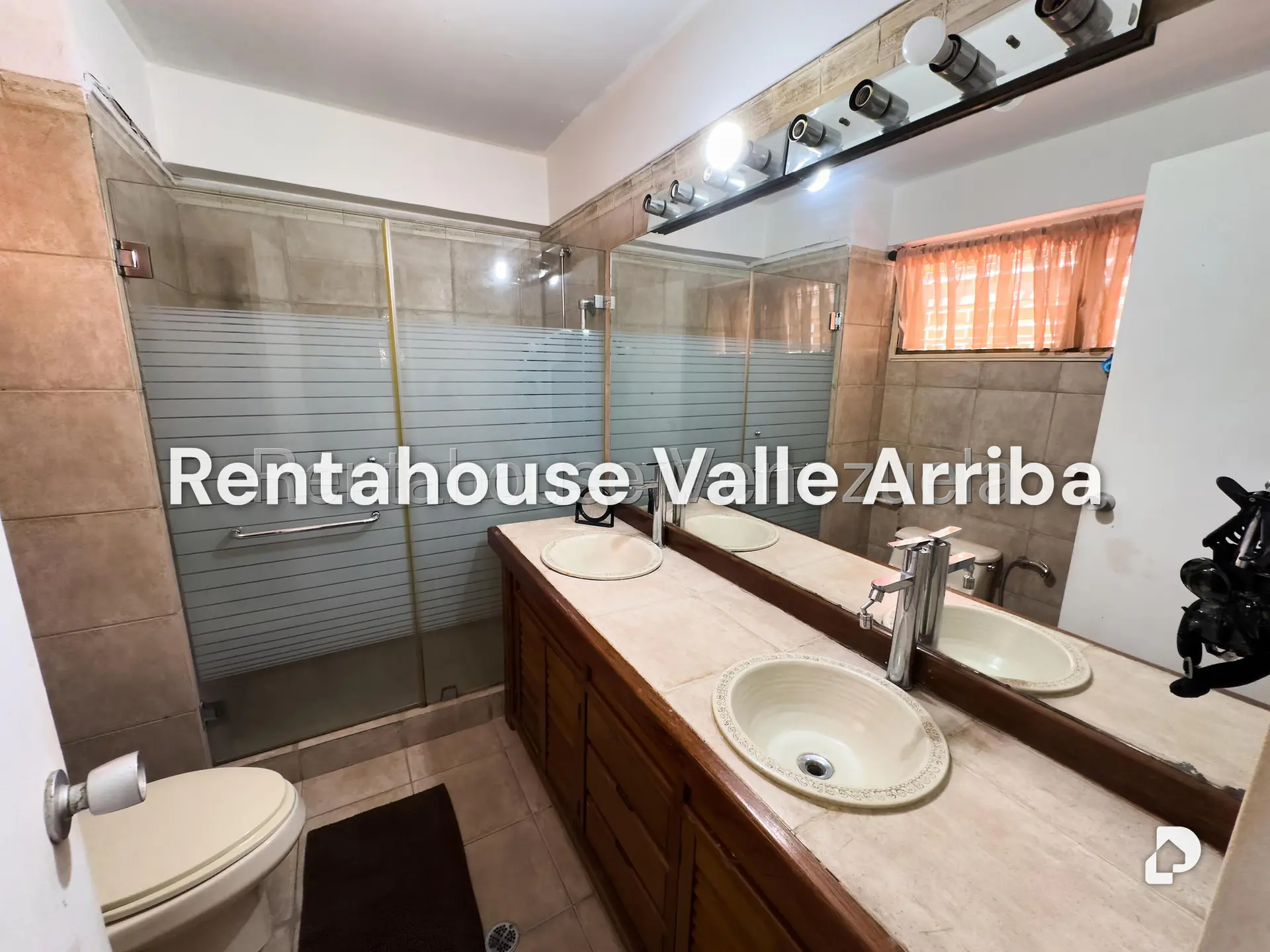 Apartamento en Los Naranjos (del Cafetal), Caracas – 12