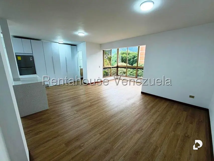 Apartamento en Los Palos Grandes, Caracas – 2