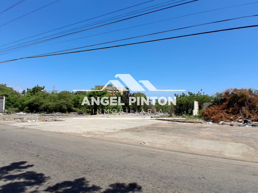 Terreno en Zona Industrial Norte, Maracaibo - 1