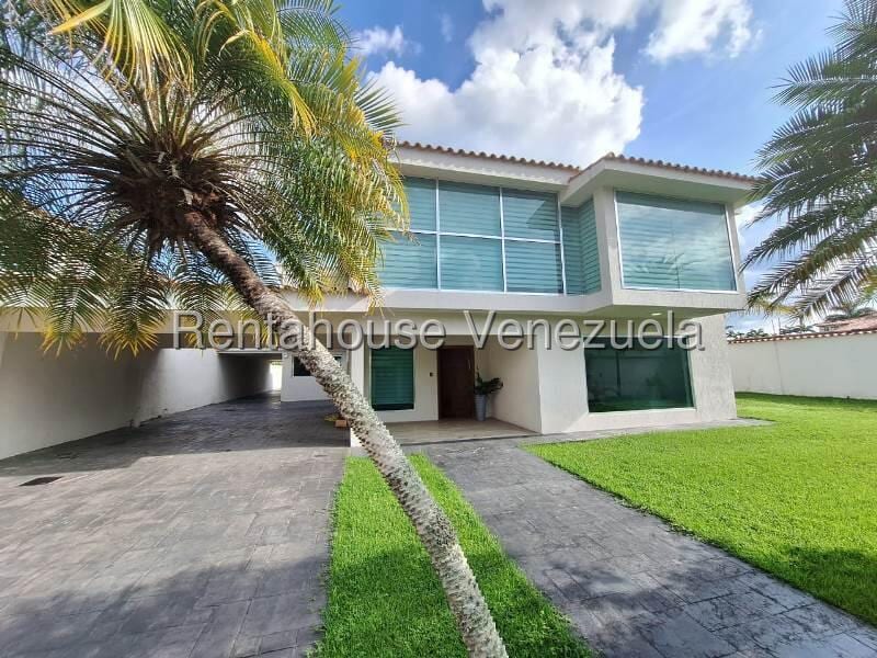 Casa en Guataparo Country Club, Valencia - 1