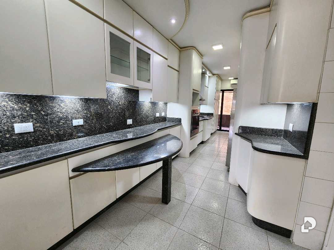 Apartamento en Campo Alegre, Caracas – 29