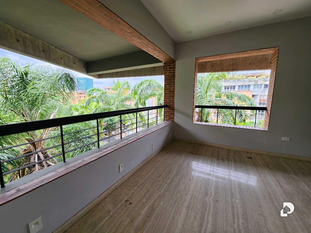Apartamento en Campo Alegre, Caracas – 22