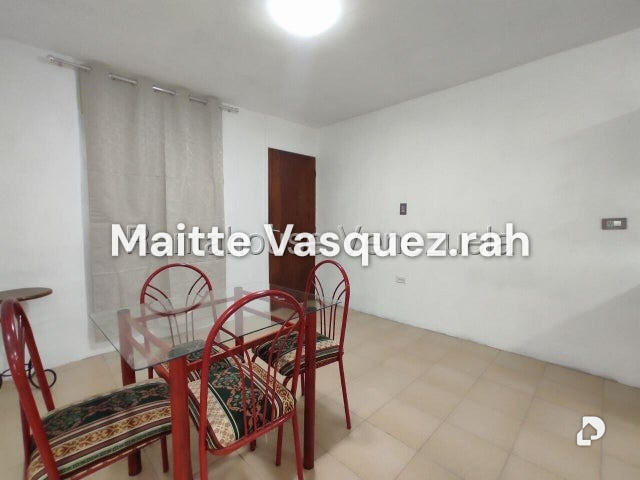 Apartment in Los Samanes, Maracay – 4