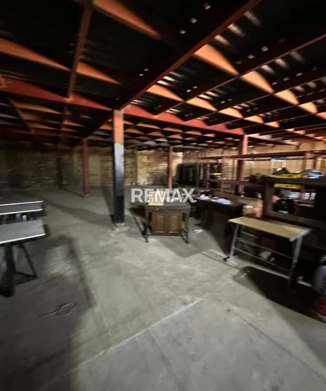 Local comercial en Av. Fuerzas Armadas, Maracaibo - 1