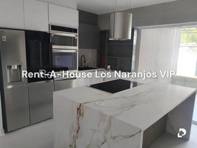 Apartamento en Los Palos Grandes, Caracas – 1