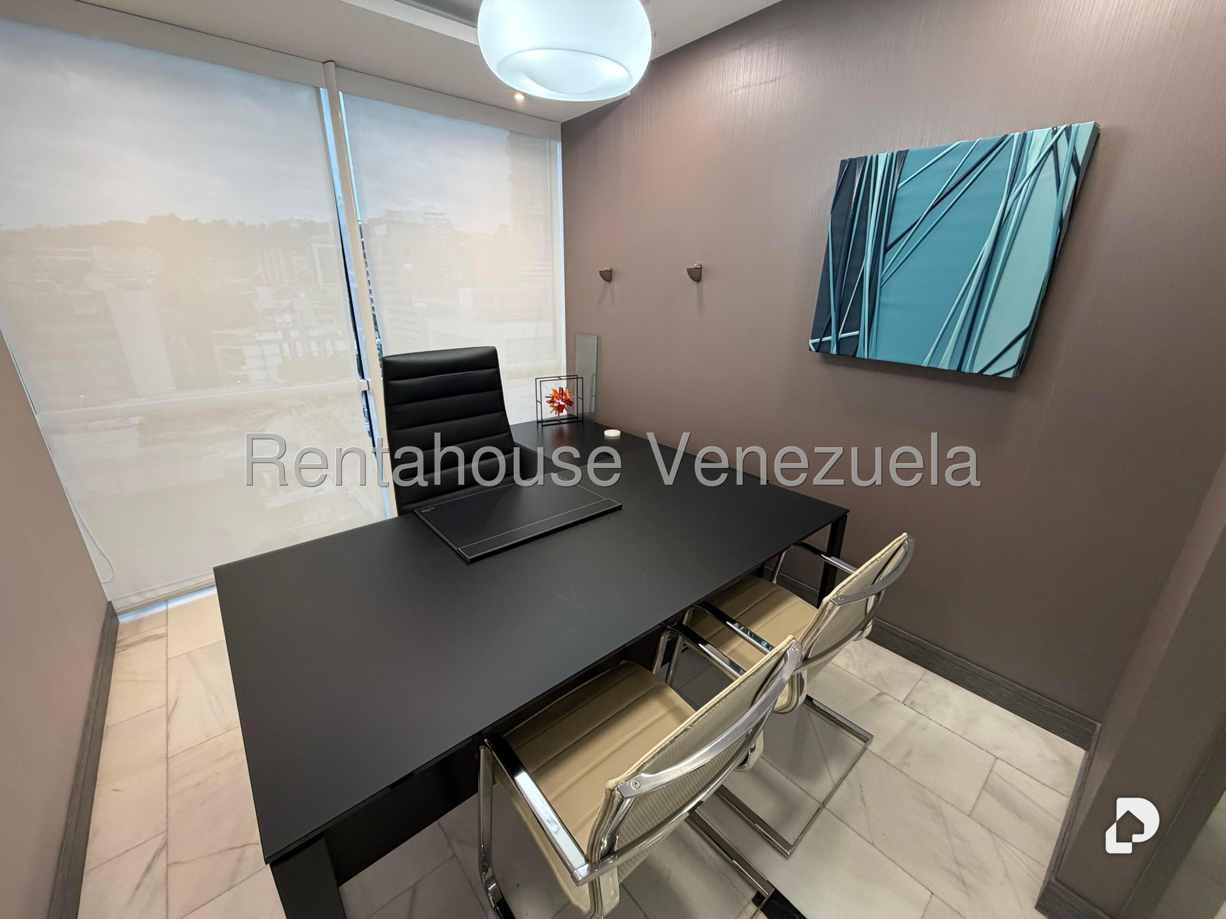 Oficina en Las Mercedes, Caracas