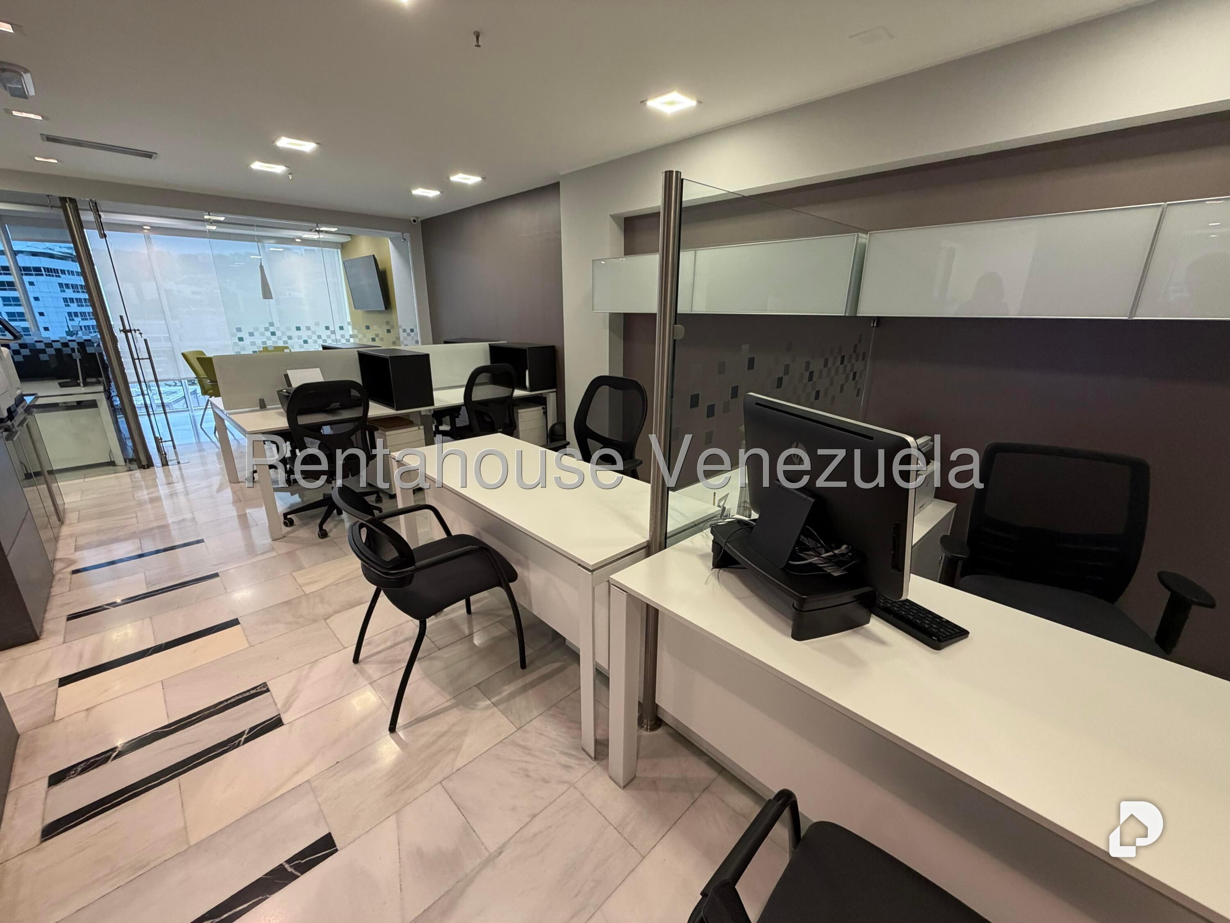 Oficina en Las Mercedes, Caracas