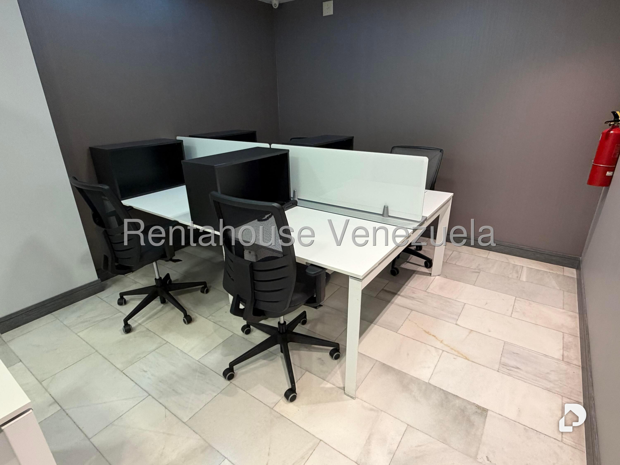 Oficina en Las Mercedes, Caracas