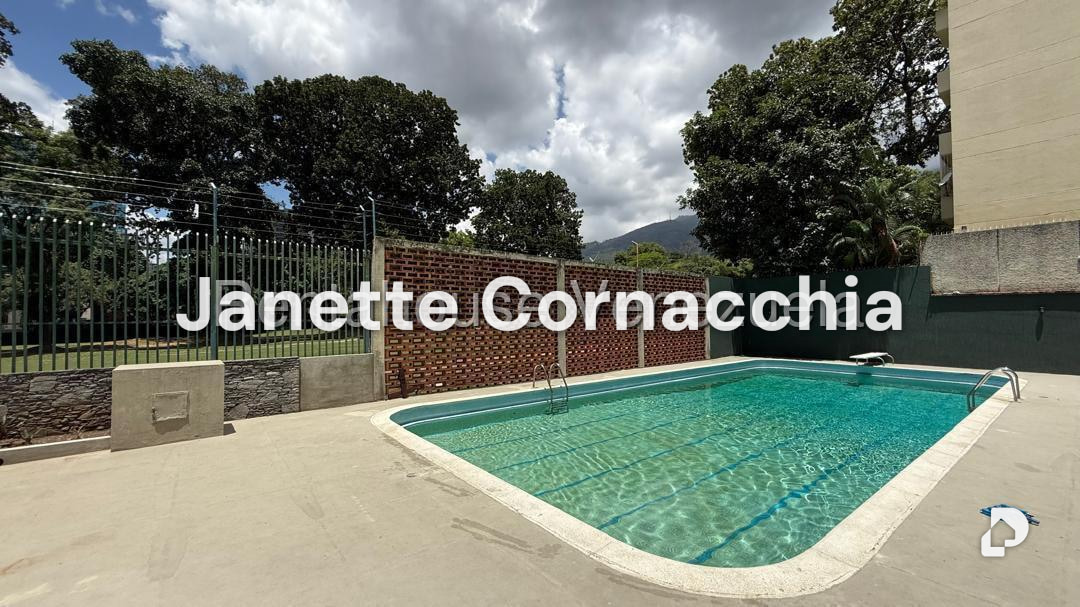 Apartamento en Campo Alegre, Caracas – 25