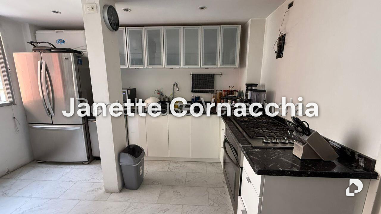 Apartamento en Campo Alegre, Caracas – 16