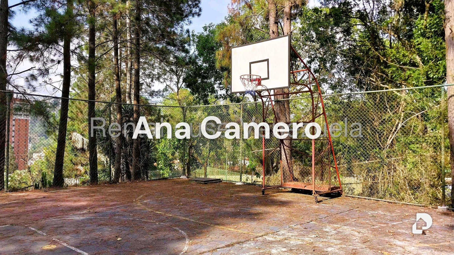 Townhouse en La Boyera, Caracas – 11