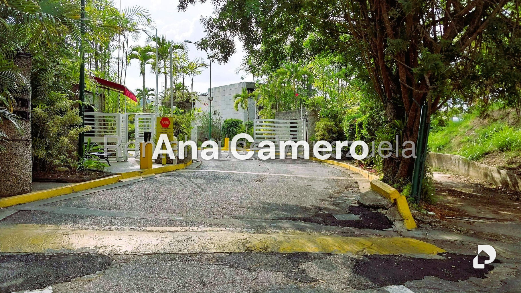 Townhouse en La Boyera, Caracas – 13