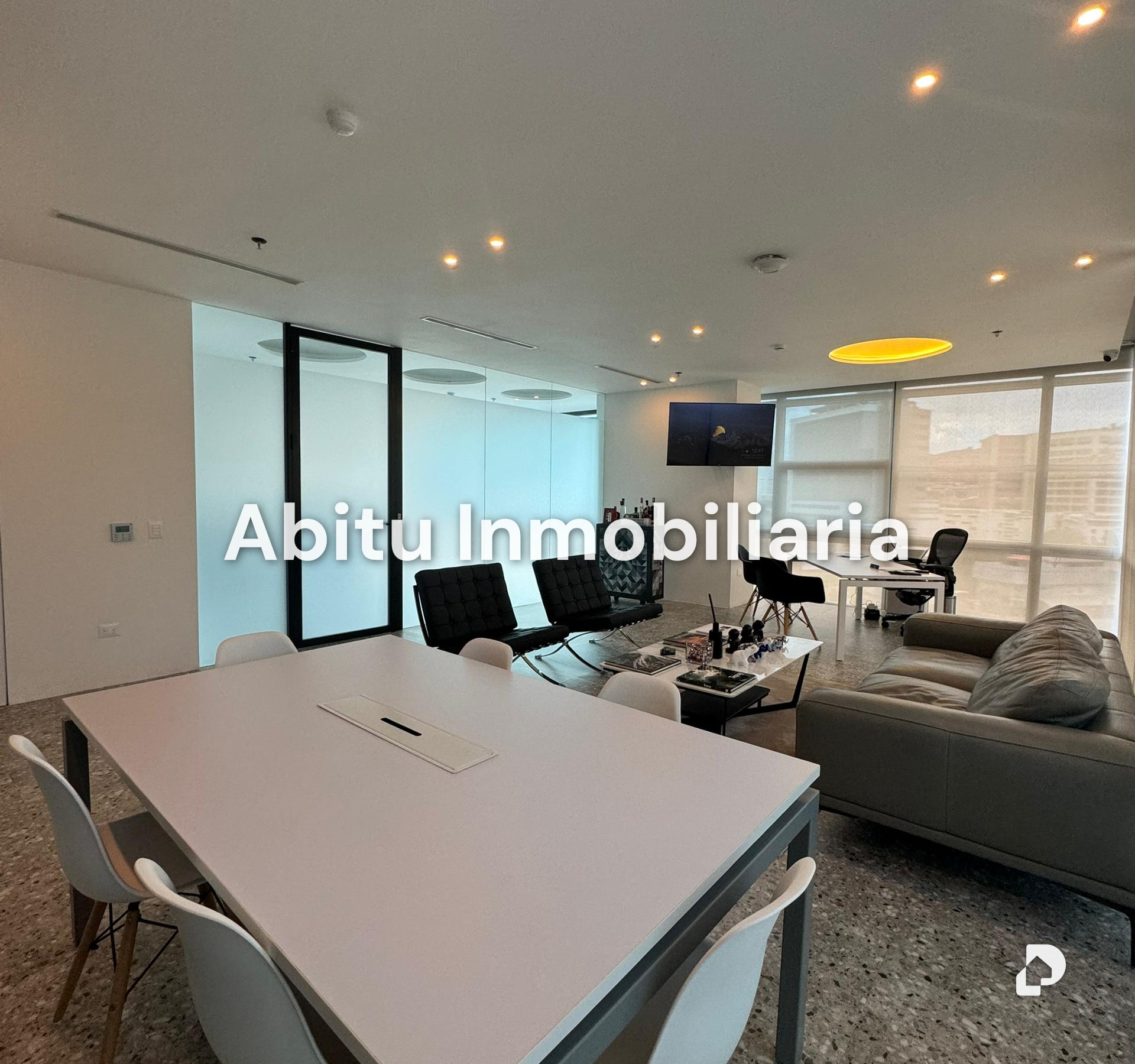 Oficina en Las Mercedes, Caracas – 6
