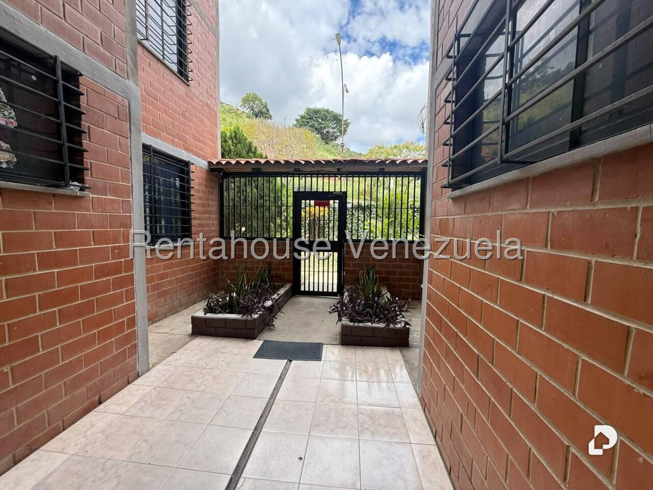 Apartamento en Terrazas De La Vega, Caracas – 2