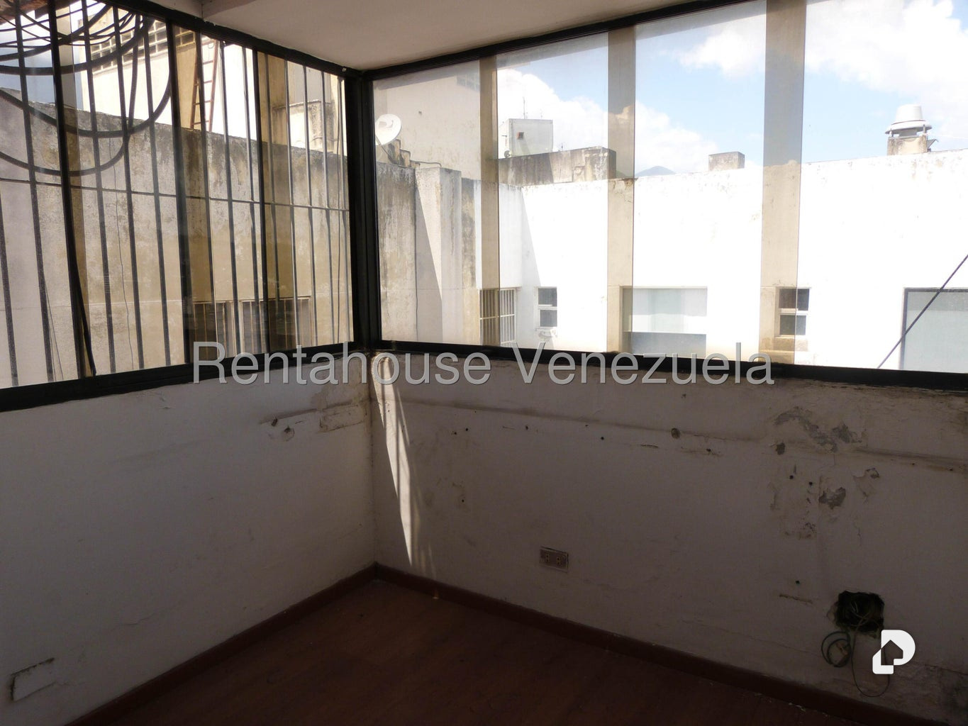 Oficina en Chacao, Caracas – 17