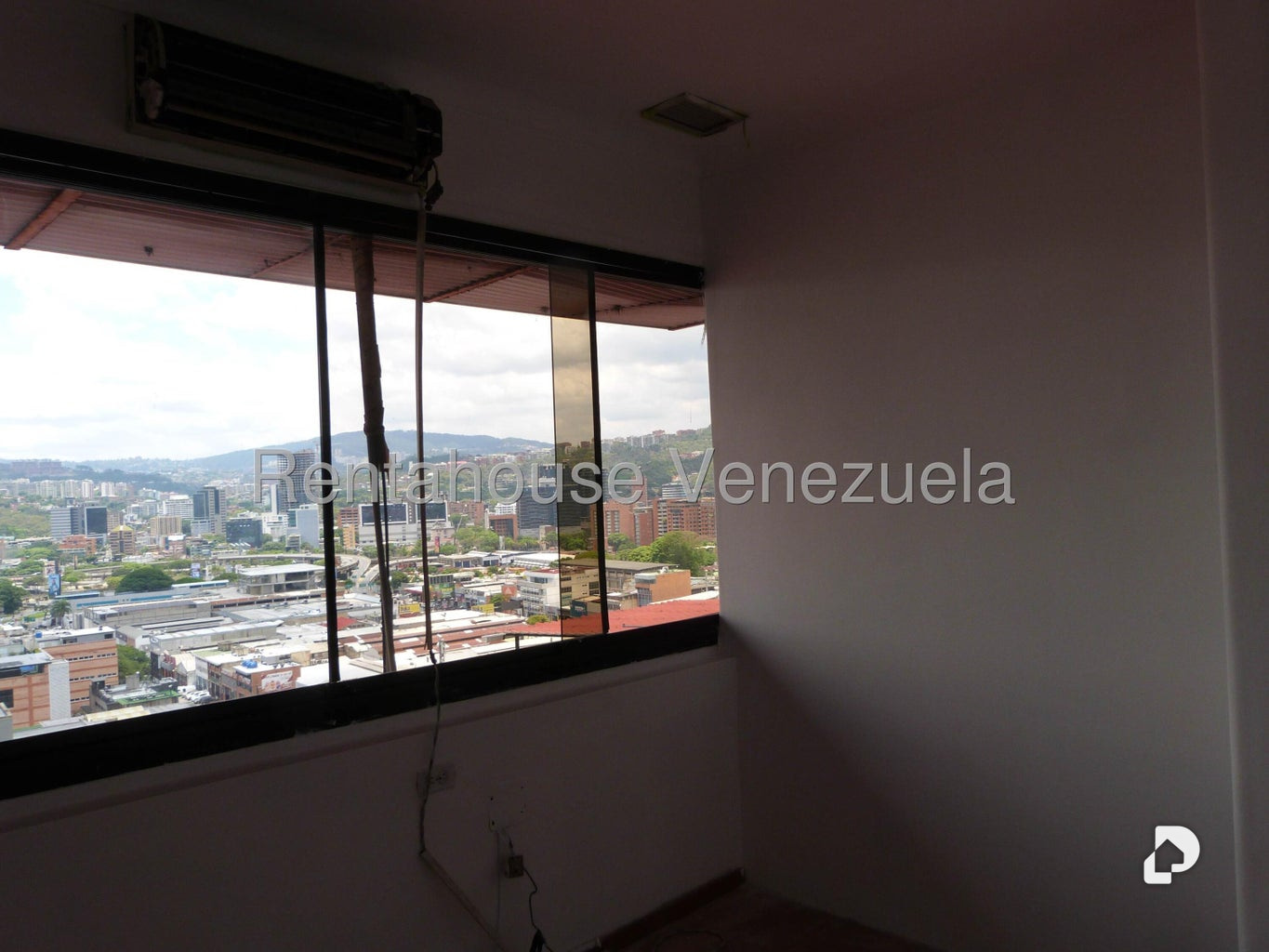 Oficina en Chacao, Caracas – 16