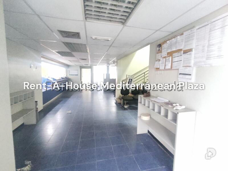 Local comercial en Los Jarales, San Diego