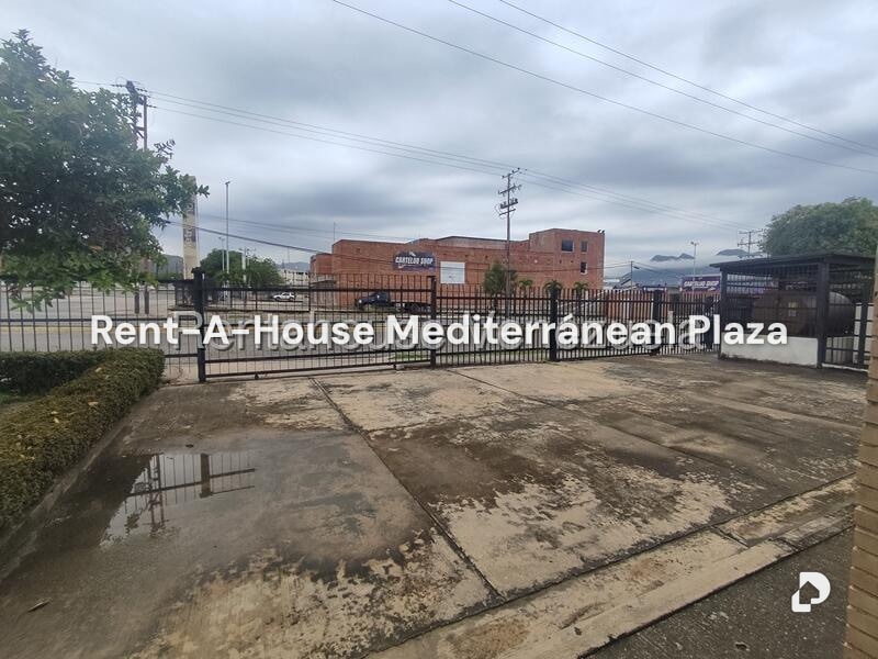 Local comercial en Los Jarales, San Diego