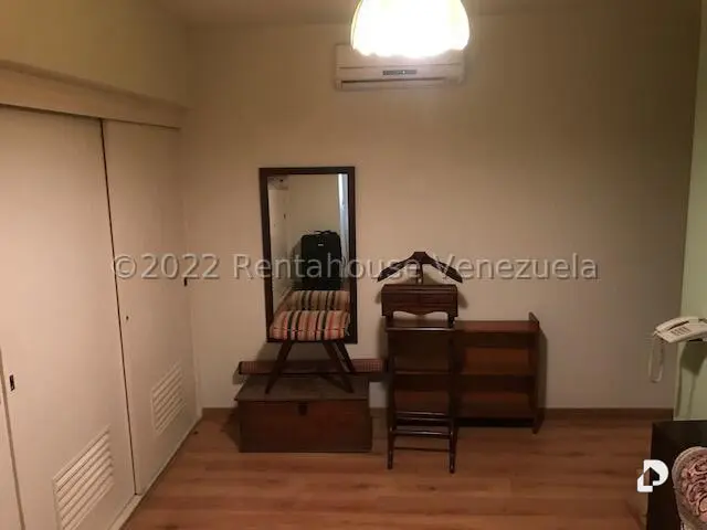 Apartamento en Los Dos Caminos, Caracas – 11