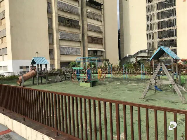 Apartamento en Los Dos Caminos, Caracas – 18