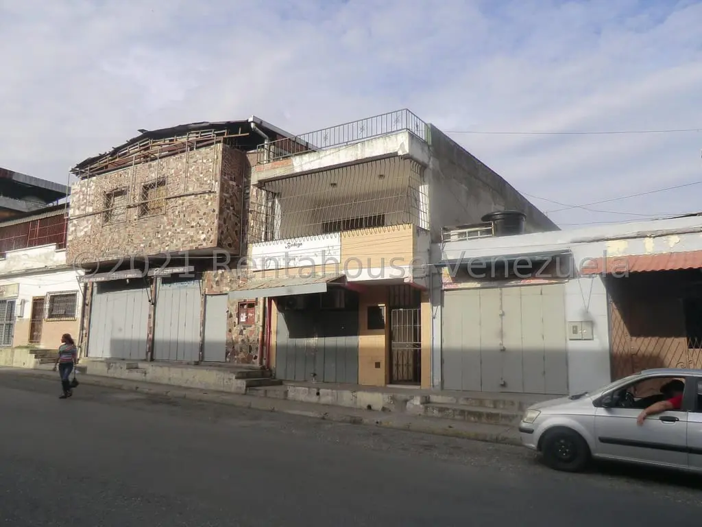 House in Guatire - 1