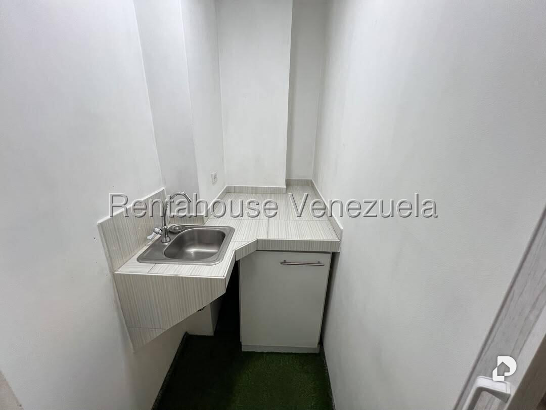 Oficina en El Recreo, Caracas – 12