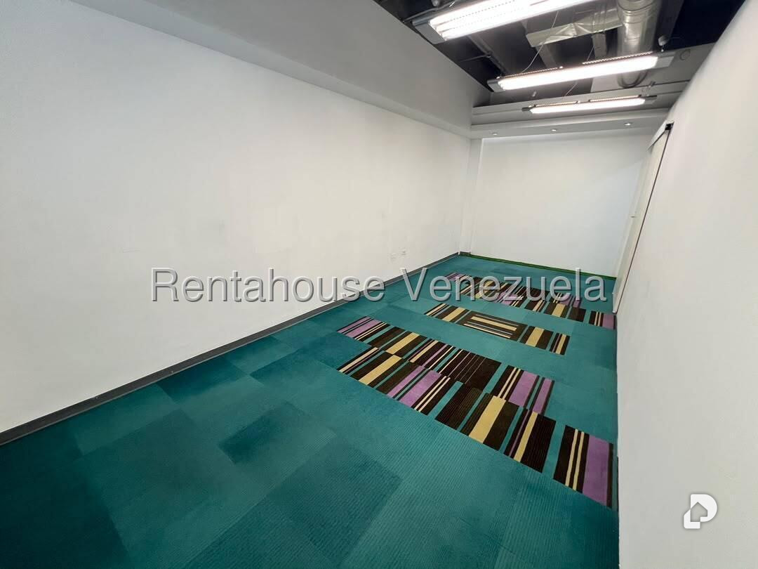 Oficina en El Recreo, Caracas – 9